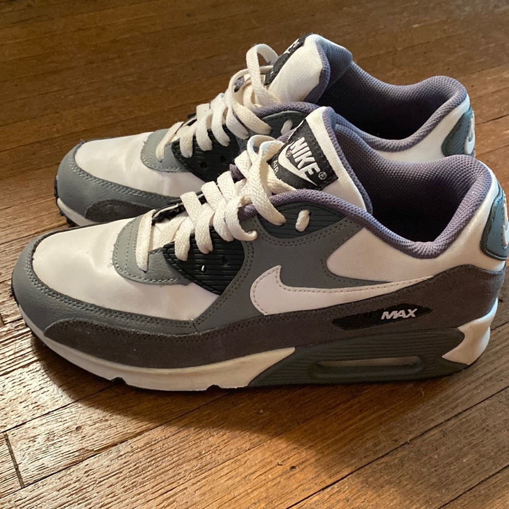 Nike Air Max Correlate Grey and white